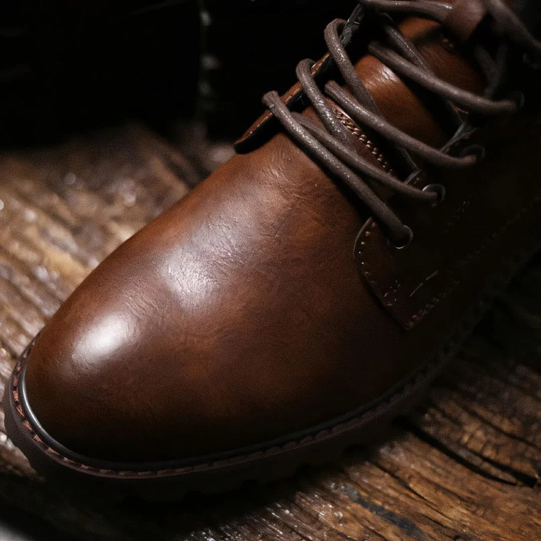 Men's Worker 1905 Structured Leather Boot - Veltic