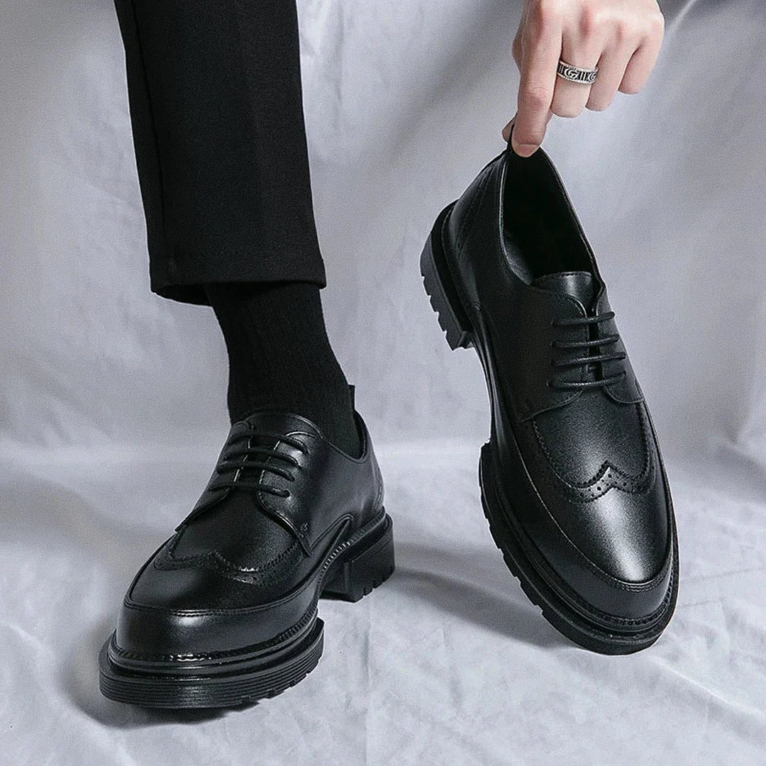 Men's Sevilha Textured Leather Derby Shoes - Veltic