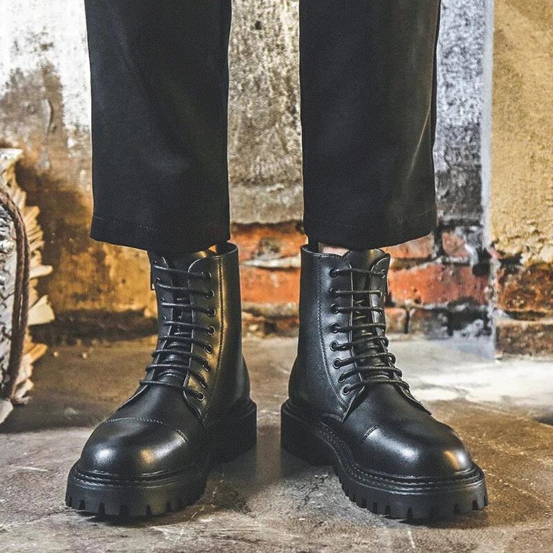 Men's British Tractor Leather Boot with Robust Sole - Veltic