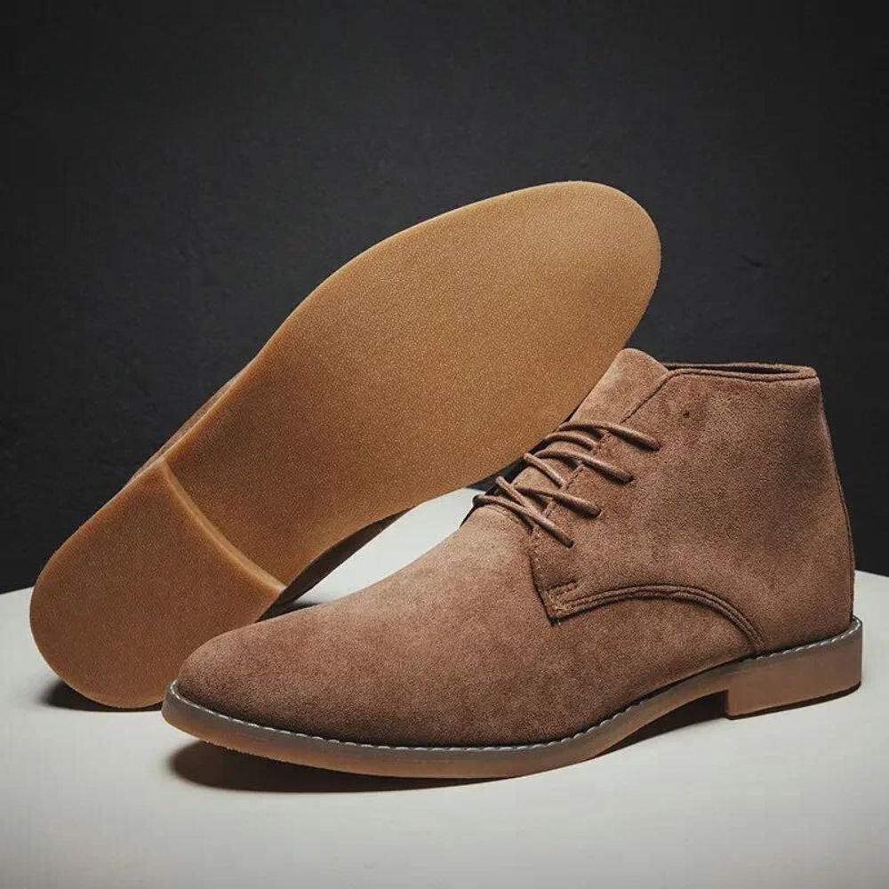 Men's Timeless British Suede Boot - Veltic