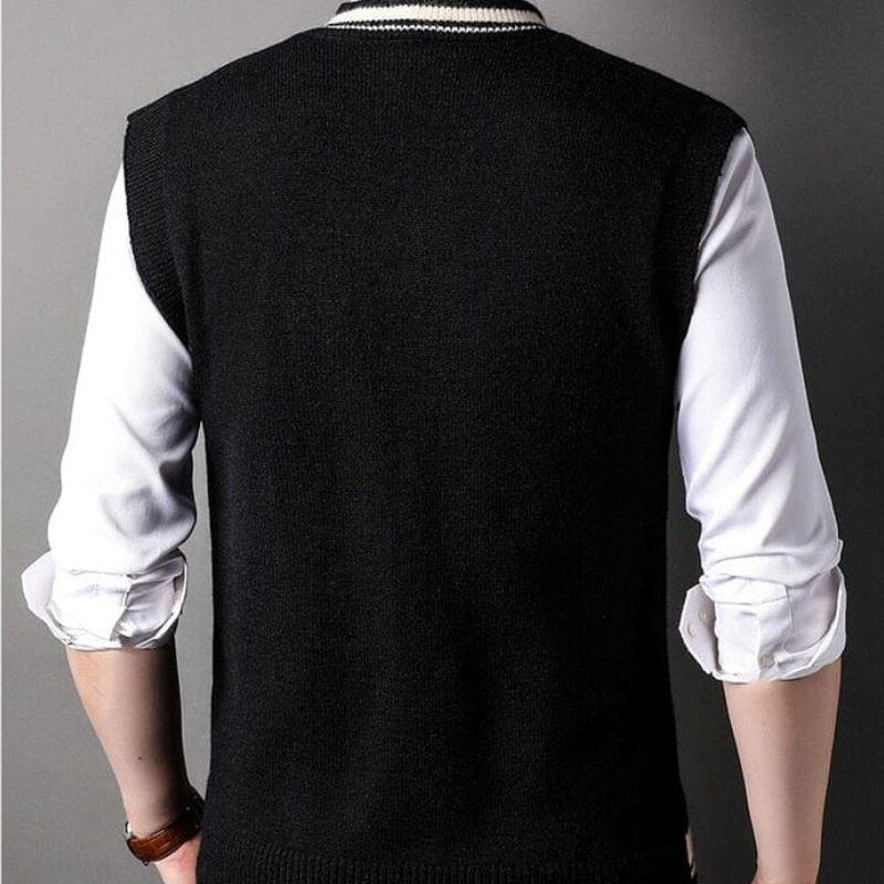 Men's Wool Vest with Classic Vintage Look - Veltic