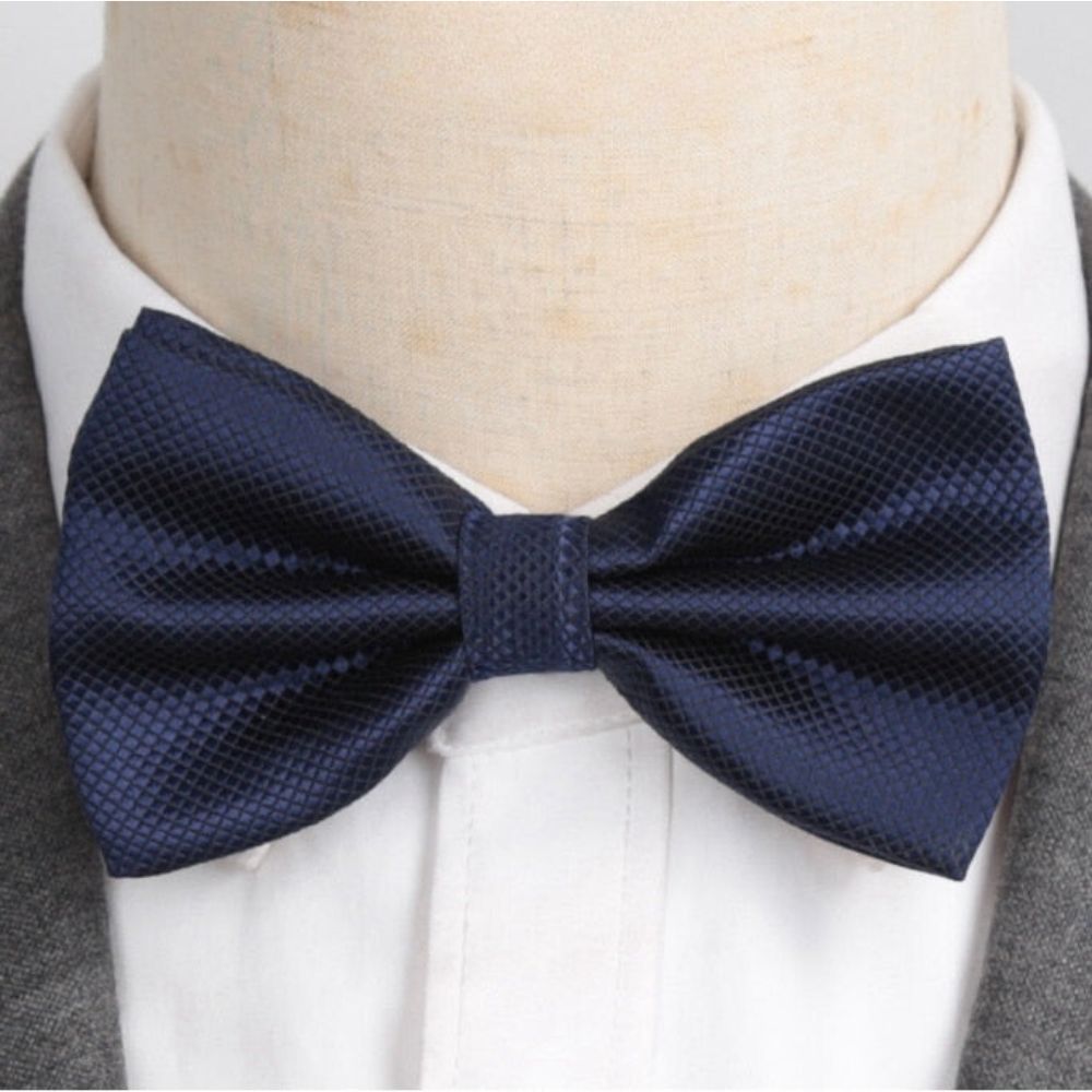 Classic Men's Bow Tie - Veltic