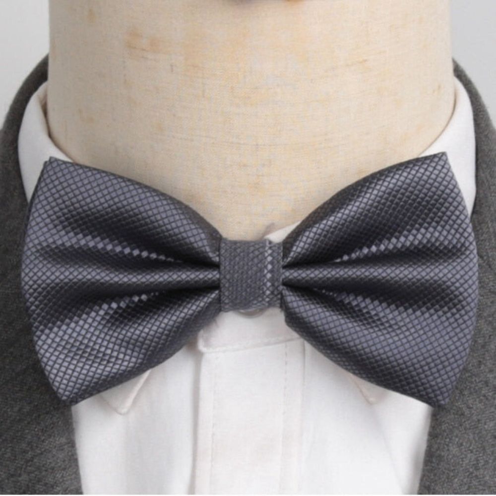 Classic Men's Bow Tie - Veltic